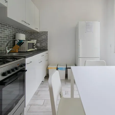 Wondrous Warszawska Street Apartamento